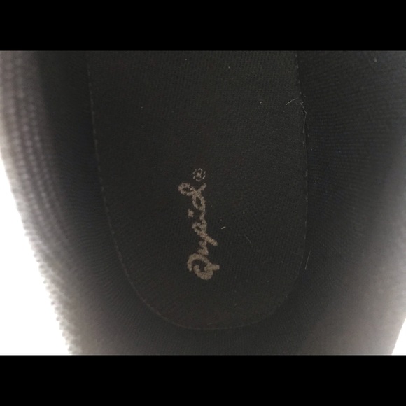 Pretty Sneakers - Picture 5 of 5